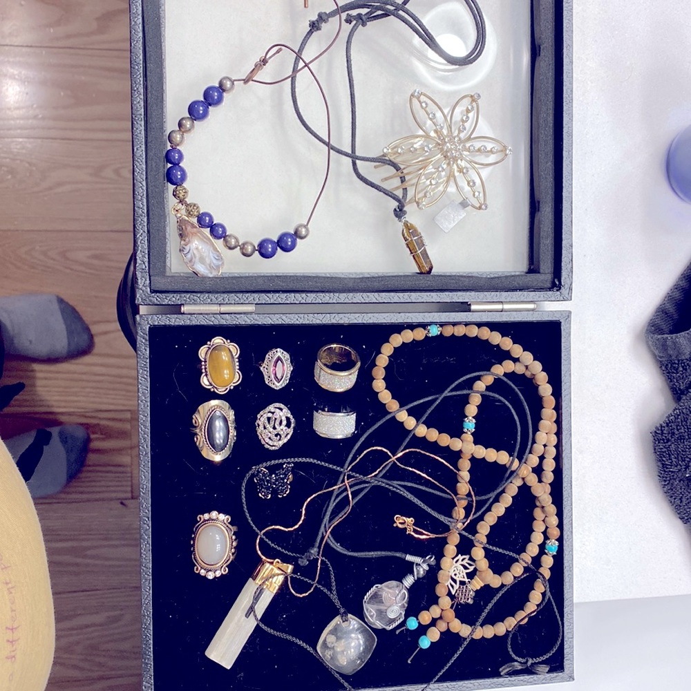 Jewelry lot
